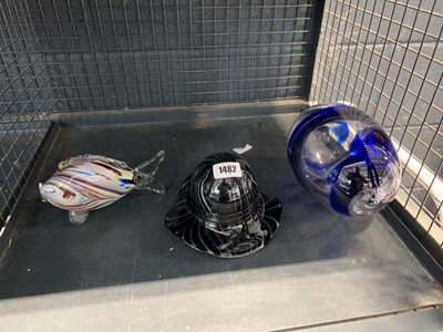 Lot 1482 - Cage containing Murano glassware