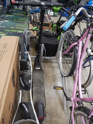 Lot 2984 - Pure folding electric scooter, no charger