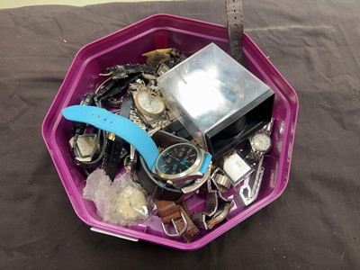 Lot 399 - A box of assorted wristwatches by various...