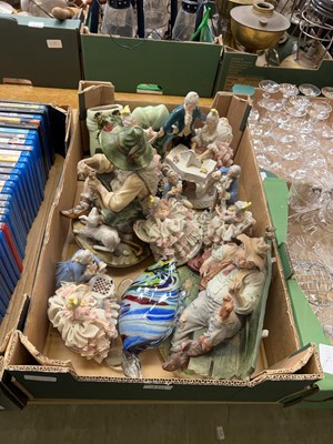 Lot 410 - A tray of various ceramic and glass figures to...