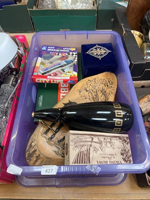 Lot 427 - A box of mixed goods to include boxed Wade...