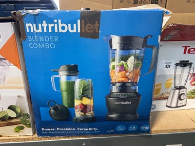 Lot 1325 - Boxed Nutri Bullet blender combo