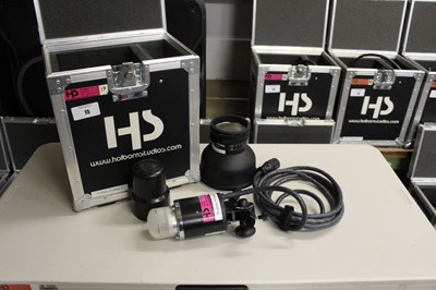 Lot 15 - Profoto ProHead flash with Profoto zoom...