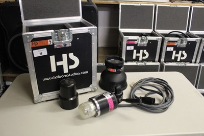 Lot 19 - Profoto ProHead flash with Profoto zoom...