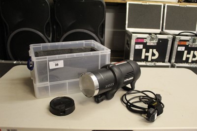 Lot 39 - Profoto D1 1000 Air mono light in plastic case