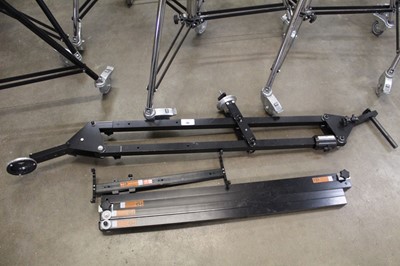 Lot 85 - Hague camera support Multi-JIB K12