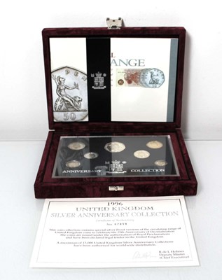 Lot 338 - A Royal Mint 1996 United Kingdom silver...