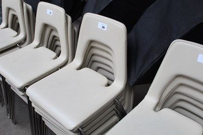 Lot 261 - 7 Johanson cream leather 20th Century design...