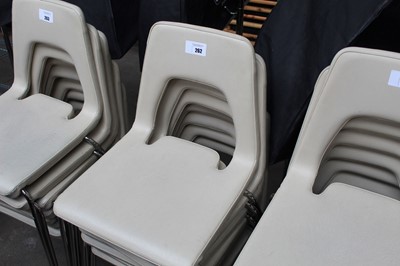 Lot 262 - 7 Johanson cream leather 20th Century design...