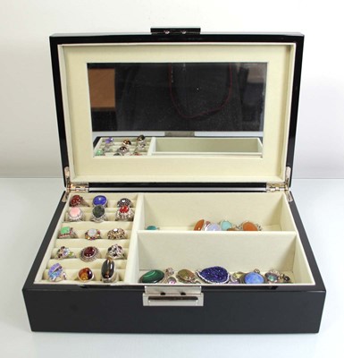 Lot 743 - A Jasper Conran jewellery box containing a...