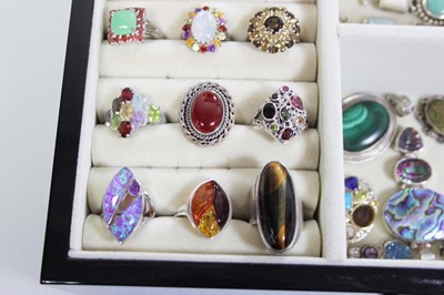 Lot 743 - A Jasper Conran jewellery box containing a...