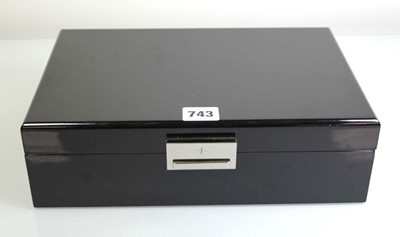 Lot 743 - A Jasper Conran jewellery box containing a...