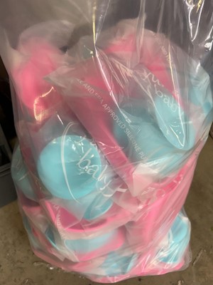 Lot Approx. 20 Yummy Baby silicone suction base...