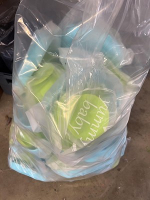 Lot Approx. 20 Yummy Baby silicone suction base...