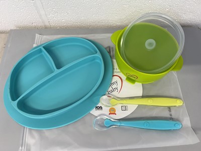 Lot Approx. 20 Yummy Baby silicone suction base...