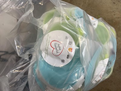 Lot Approx. 20 Yummy Baby silicone suction base...
