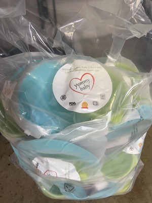 Lot Approx. 20 Yummy Baby silicone suction base...