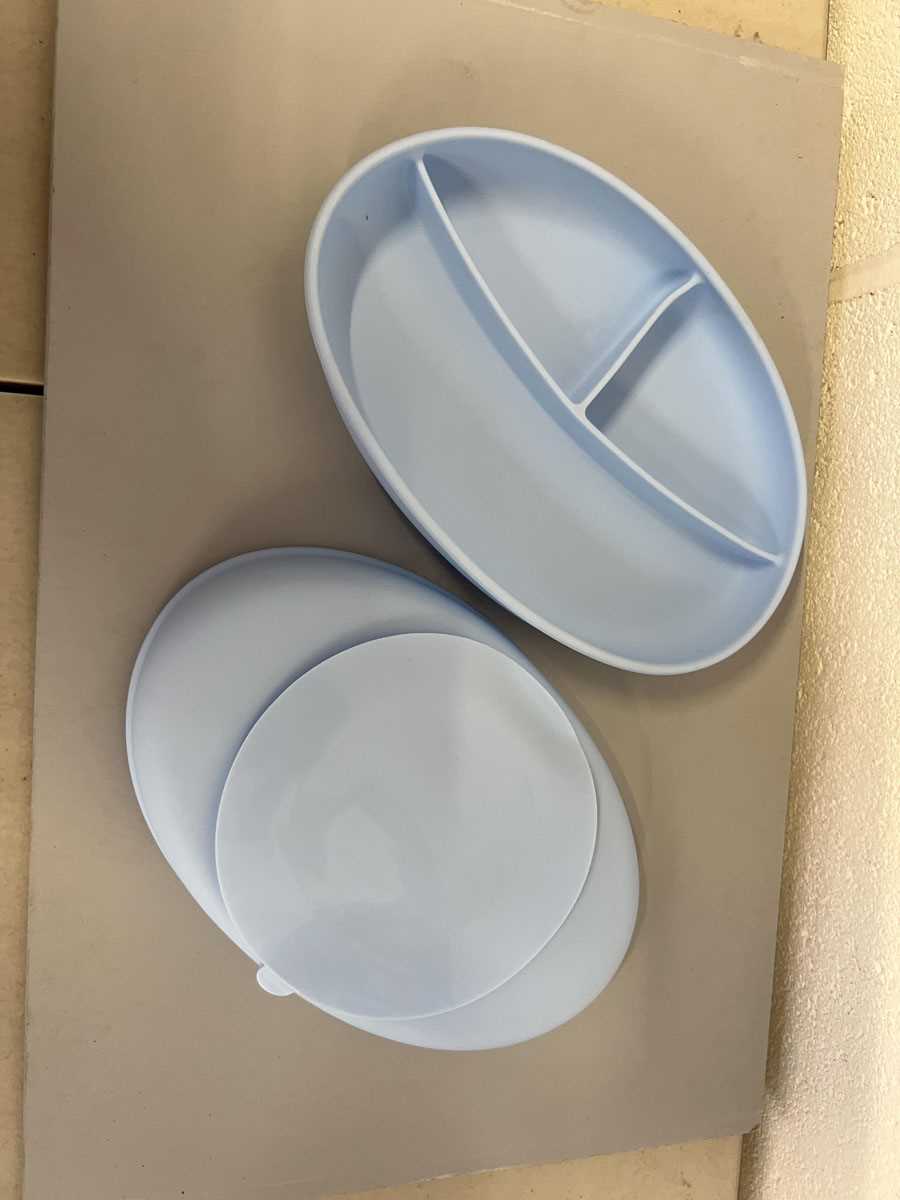 Lot Approx. 60 Yummy Baby basics silicone suction...