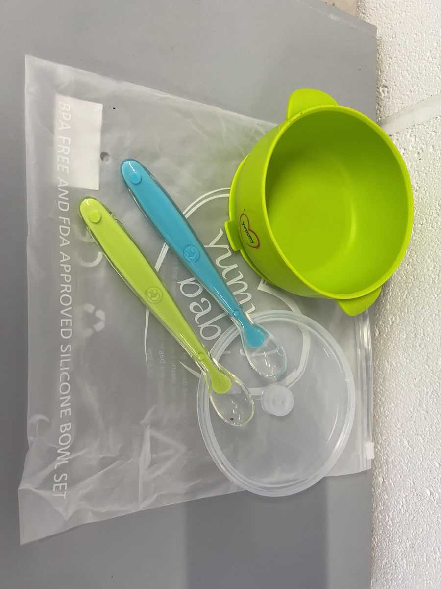 Lot Approx. 30 Yummy Baby basics silicone suction...