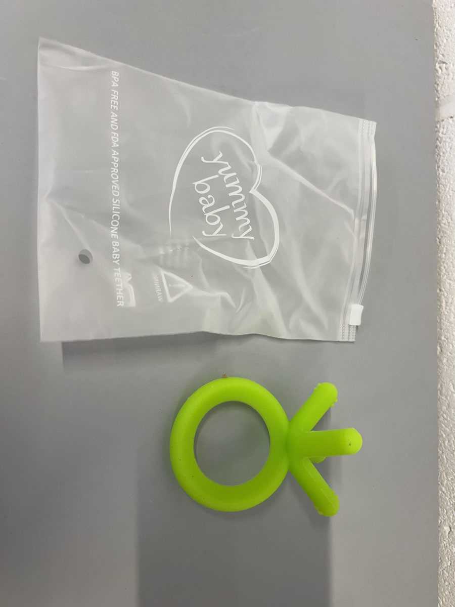 Lot Approx. 50 Yummy Baby silicone teether toys