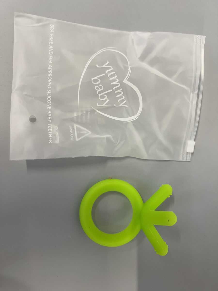 Lot Approx. 50 Yummy Baby silicone teether toys