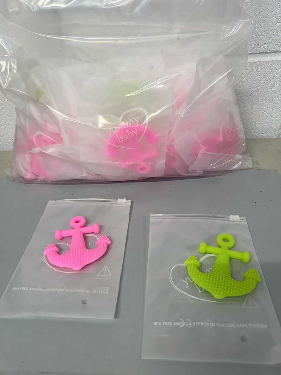 Lot Approx. 50 Yummy Baby silicone teether toys