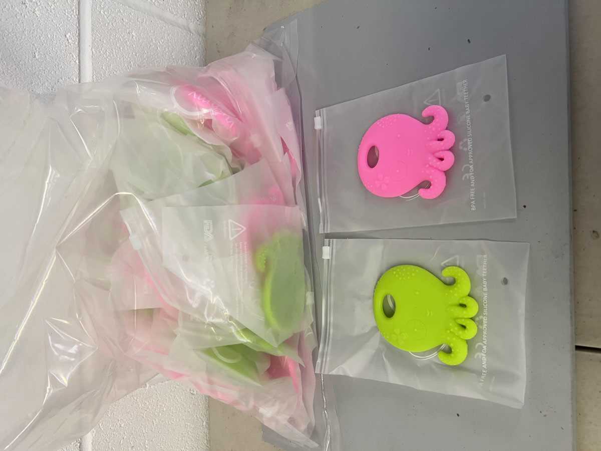 Lot Approx. 50 Yummy Baby silicone teether toys