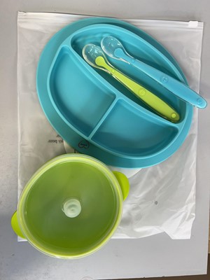 Lot Pallet containing approx. 200 silicone suction...