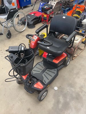 Lot 4593 - Apex electric mobility scooter with key and...