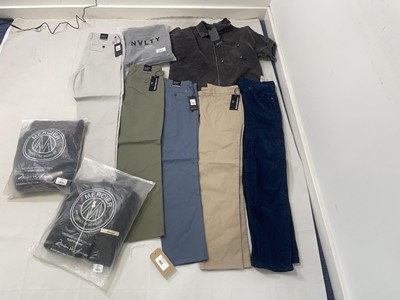 Lot 1986 - Clothing to include Remus Uomo Jeans, Nvlty,...