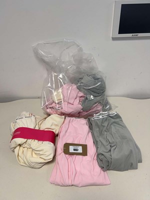 Lot 1857 - Approx. 12 items of ladies loungewear by Juicy...