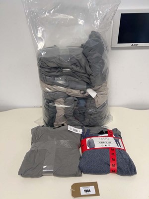 Lot 1904 - Approx. 25 items of mens loungewear by Jachs