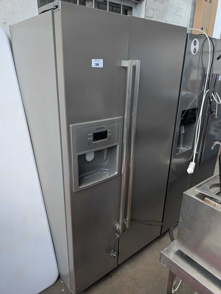 Lot 319 - Siemens American type 2 door fridge freezer