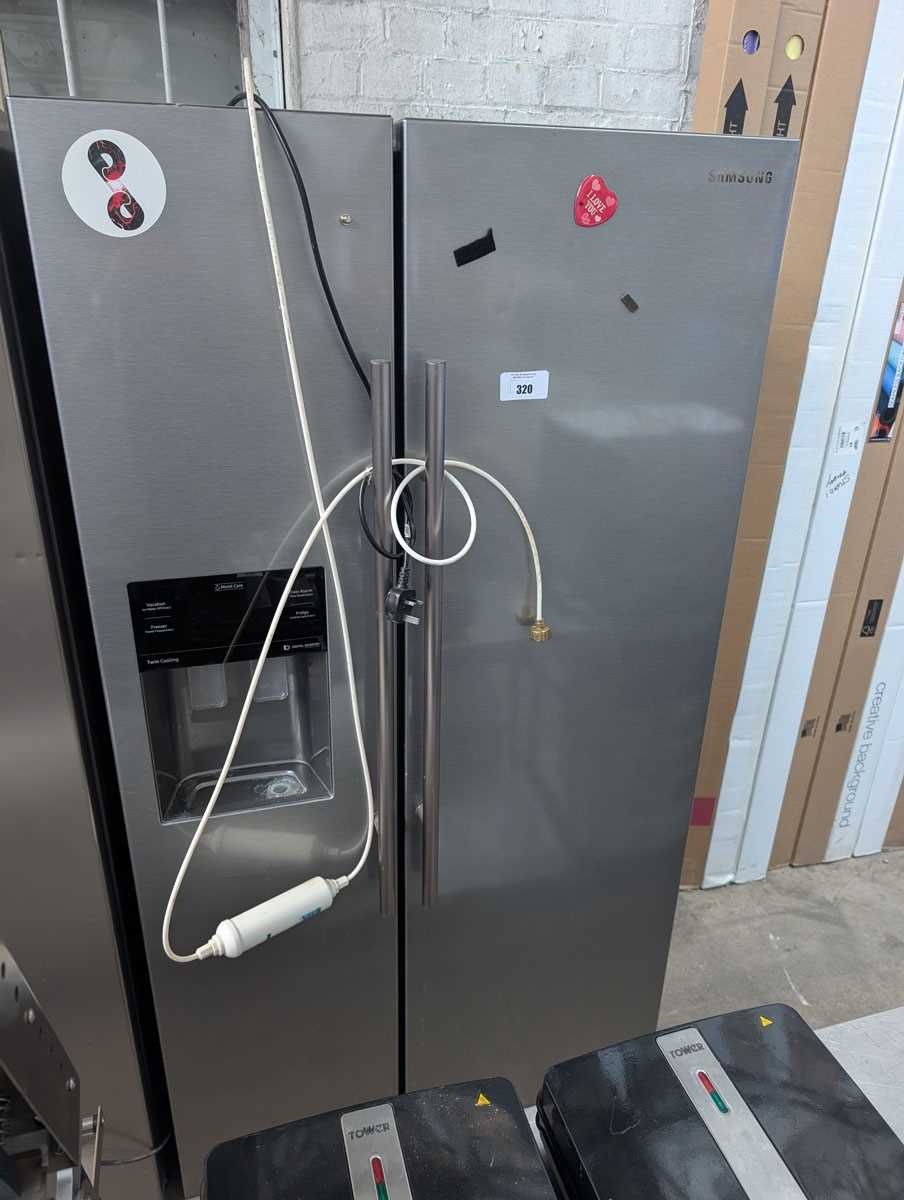 Lot 320 - Samsung American type 2 door fridge freezer
