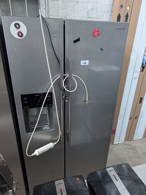 Lot 320 - Samsung American type 2 door fridge freezer