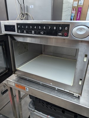 Lot 329 - Buffalo microwave oven