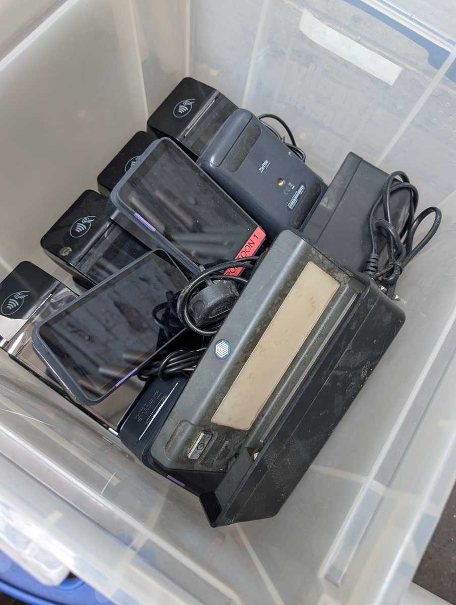 Lot 347 - Box of card reading devices and note checkers