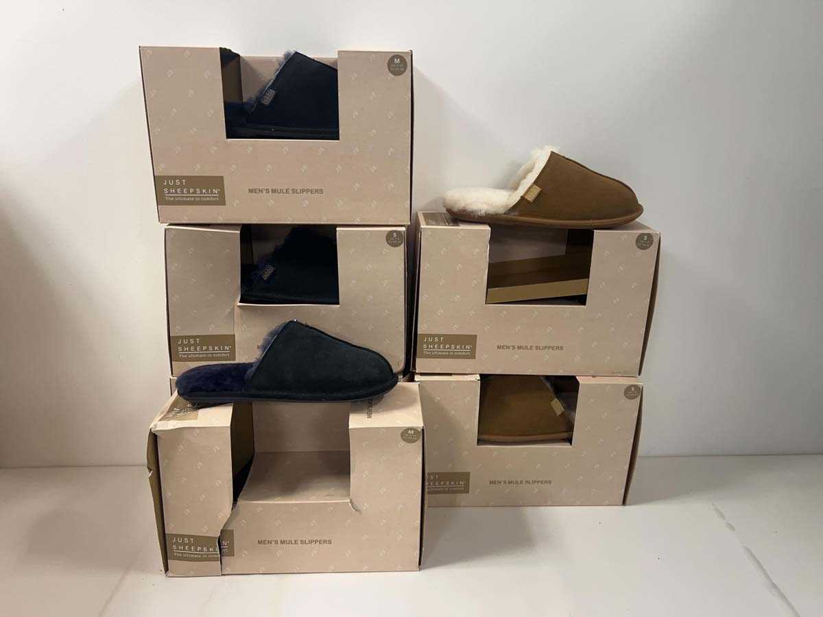 Lot 3443 - 6x Men's Just Sheepskin mule slippers navy/tan