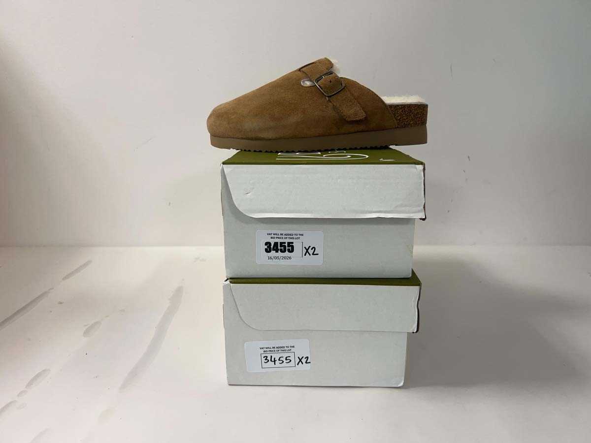 Lot 3455 - 2x Bowron sheepskin mules