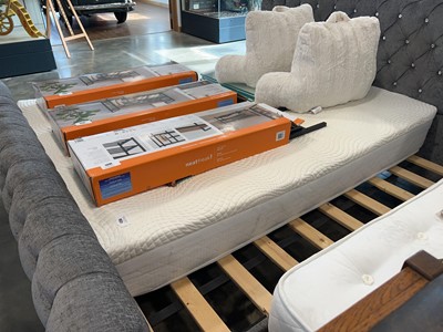 Lot 1031 - Memory foam mattress