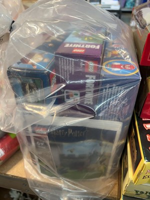 Lot 1091 - Bag containing Lego models incl. Sonic the...