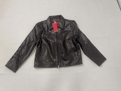 Lot 3815 - Mutimer linea jacket in tobacco size medium...