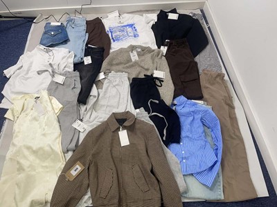 Lot 3835 - Zara & Sister Companies clothing