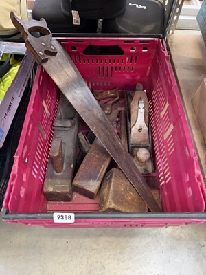 Lot 2772 - Crate containing a quantity of vintage wood...