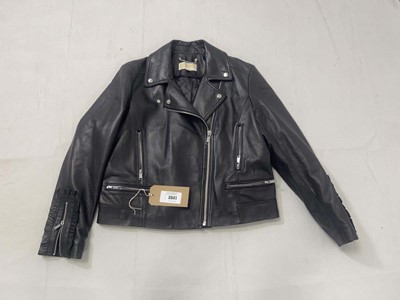 Lot 3841 - Michael Kors leather jacket in black size XL...