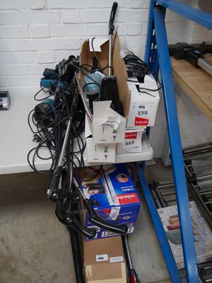 Lot 3079 - Approx. 7 Merlin Arnica vacuum cleaners