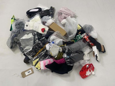 Lot 3852 - Mixed paired socks