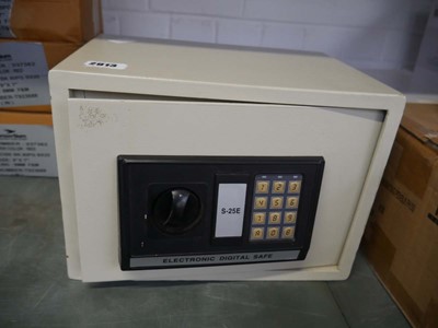 Lot 2913 - Digital coded safe