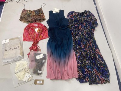 Lot 3855 - Outcast & Phase Eight clothing