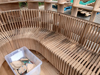 Lot 4473 - Sectional plywood hut frame with seating